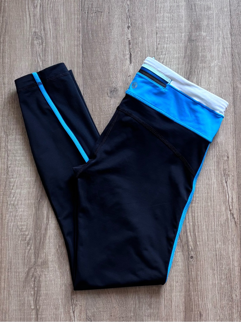 Lululemon Race With Grace Legging 25”